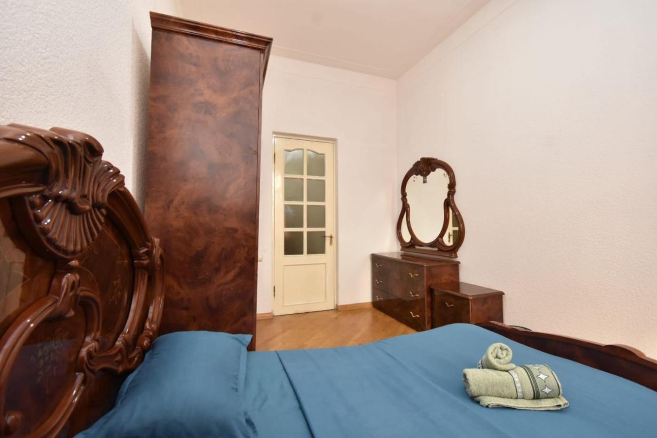 Guesthouses Opera Erevan Exterior foto
