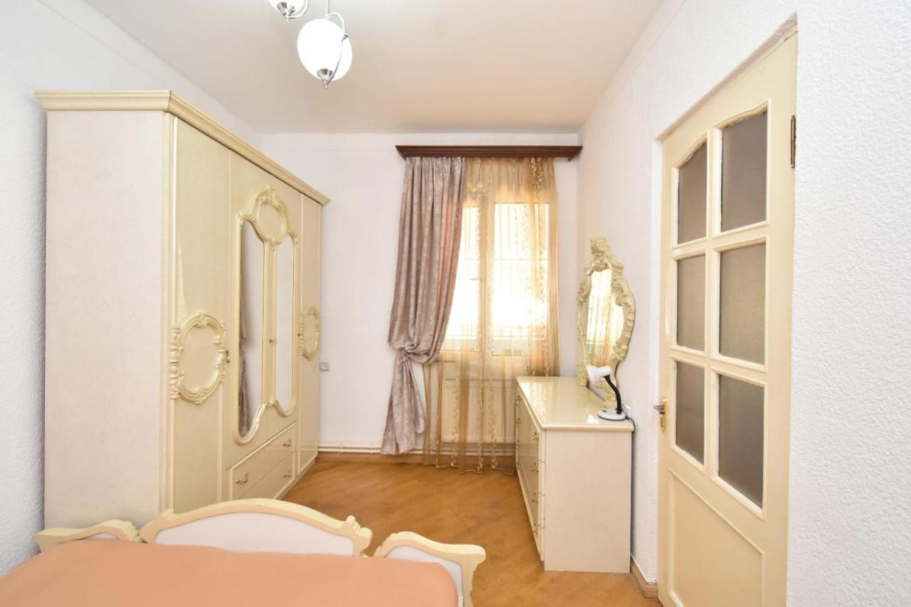 Guesthouses Opera Erevan Exterior foto
